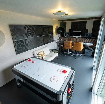 Conteneur Bureau 6×3 mètres Modèle Berlin : bureau modulaire isolé et prêt à installer – Image 3