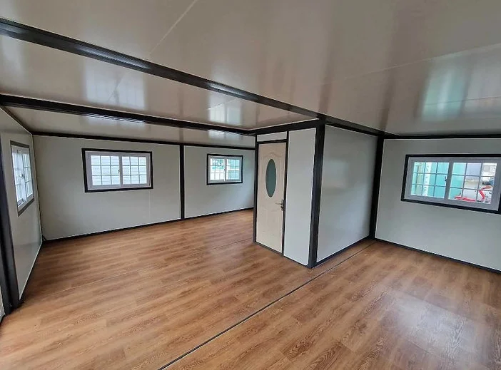 Conteneur Tiny House Mobile 2023 : La Solution Idéale pour un Espace de Vie Compact et Prêt à l’Emploi – Image 3